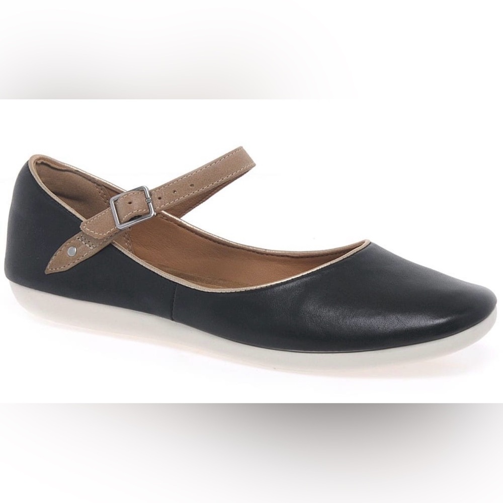 🖤CLARKS VINTAGE BLACK MARY JANE FLATS SIZE 9.5🖤